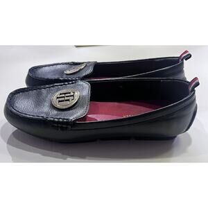 Tommy Hilfiger Women’s Leather Loafer Dress Shoes Slip On Size 5 Navy Blue